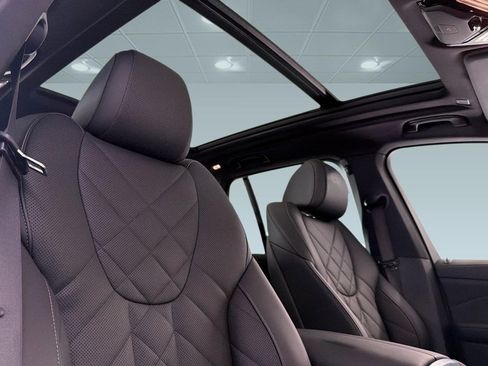 Certified 2025 BMW X5 sDrive40i w/ M Sport Package RWD image 25