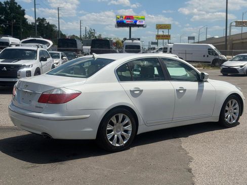Used 2011 Hyundai Genesis 3.8 w/ Premium Navigation Pkg 3 RWD image 3