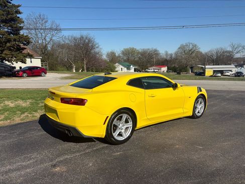 Used 2017 Chevrolet Camaro LT image 19