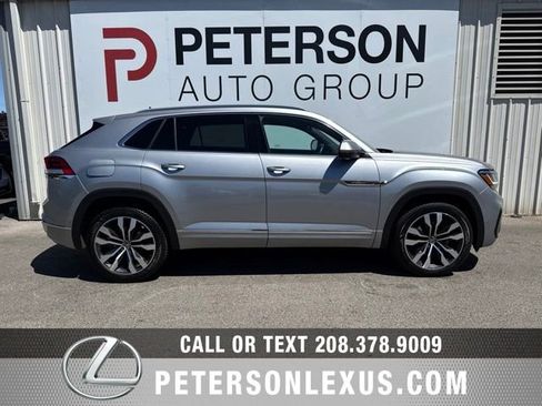Used 2020 Volkswagen Atlas Cross Sport SEL Premium R-Line AWD/4WD image 3