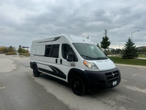 Used 2015 RAM ProMaster 2500 w/ Interior Convenience Group image 3