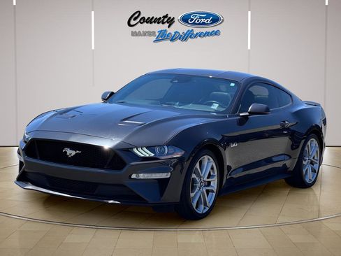 Used 2022 Ford Mustang GT Premium w/ Equipment Group 401A RWD image 2