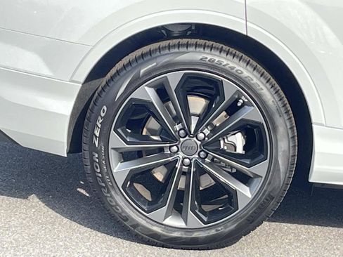 New 2026 Audi Q7 3.0T Prestige image 9