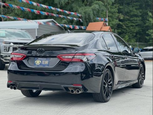 Used 2021 Toyota Camry XSE FWD image 7