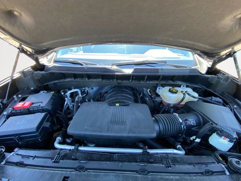 Used 2024 Chevrolet Silverado 1500 LT image 32