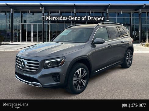 New 2026 Mercedes-Benz GLB 250 4MATIC image 1