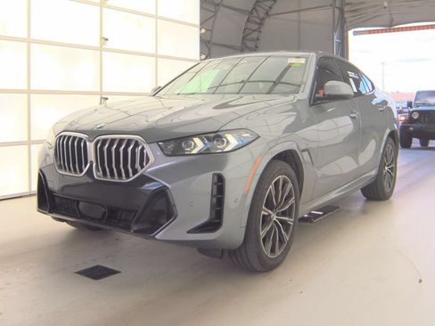 Used 2025 BMW X6 xDrive40i w/ Climate Comfort Package AWD/4WD image 1