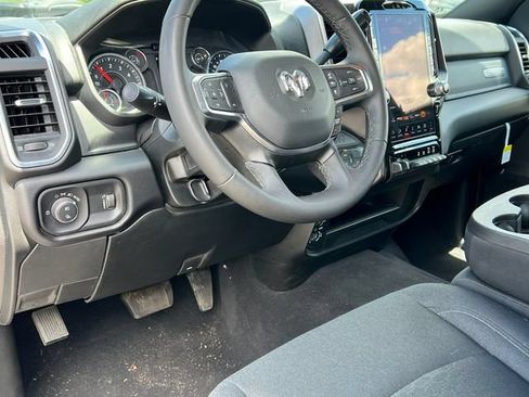 Used 2025 RAM 2500 Big Horn AWD/4WD image 19