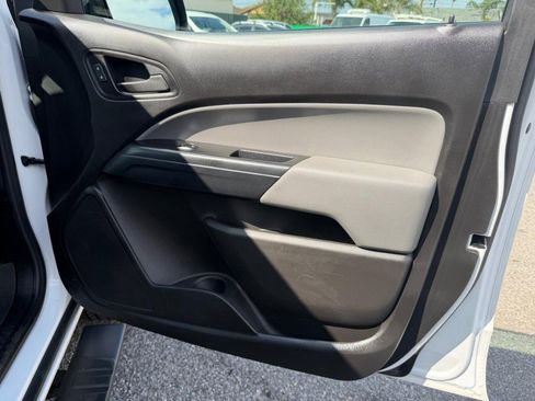 Used 2018 Chevrolet Colorado W/T w/ WT Convenience Package image 21
