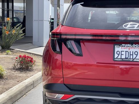 Used 2023 Hyundai Tucson SEL image 18