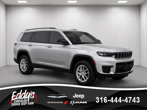 Used 2025 Jeep Grand Cherokee L Laredo AWD/4WD image 1