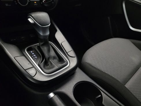 Used 2023 Kia Soul LX image 26