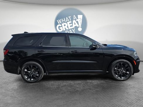 Used 2022 Dodge Durango R/T w/ Blacktop Package AWD/4WD image 2