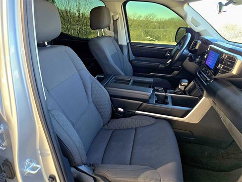 Used 2022 Toyota Tundra SR5 w/ SR5 Convenience Package image 26