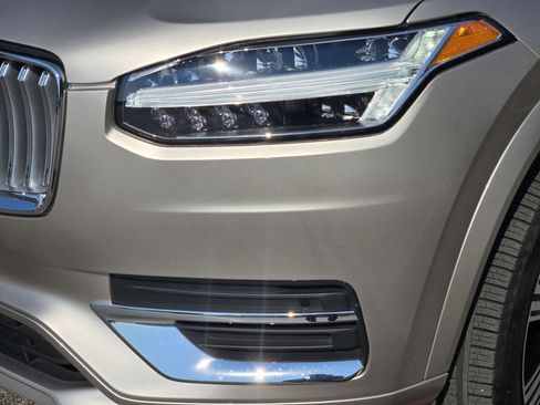 Certified 2025 Volvo XC90 T8 Core w/ Protection Package image 14