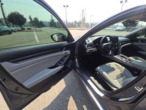 Used 2019 Honda Accord Touring image 20