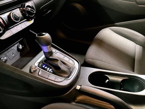 Used 2023 Hyundai Kona SEL image 18