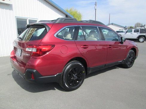 Used 2019 Subaru Outback 2.5i AWD/4WD image 6