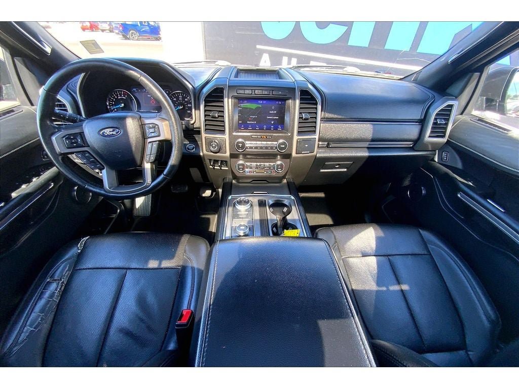 Used 2020 Ford Expedition Max XLT w/ Equipment Group 202A AWD/4WD image 17