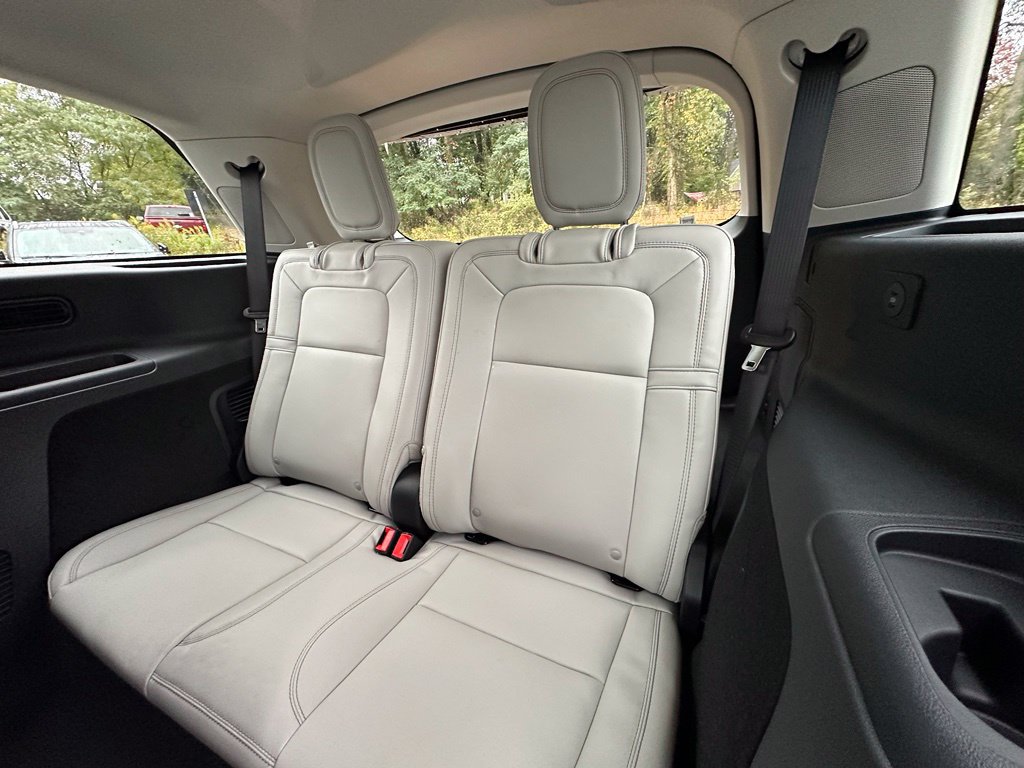 New 2027 Lincoln Aviator Reserve AWD/4WD image 21