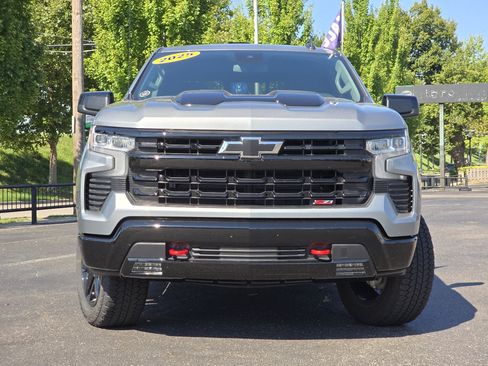 Used 2025 Chevrolet Silverado 1500 LT Trail Boss w/ Convenience Package II AWD/4WD image 23