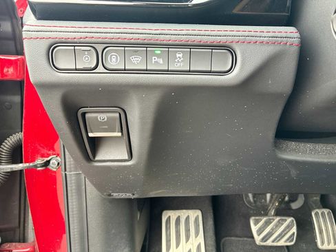 Used 2022 Acura MDX A-Spec image 18