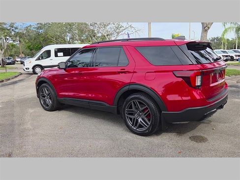 Used 2025 Ford Explorer ST-Line w/ Premium Package image 49