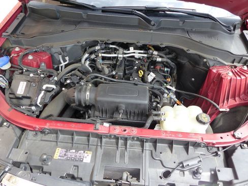 Used 2022 Ford Explorer XLT w/ Equipment Group 202A AWD/4WD image 20