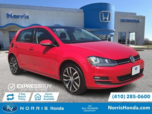 Used 2016 Volkswagen Golf SE FWD image 1