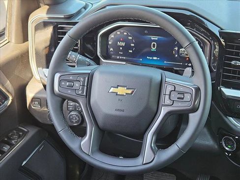 New 2026 Chevrolet Silverado 1500 High Country AWD/4WD image 11