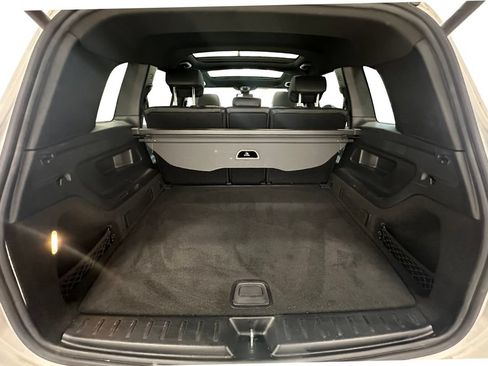Used 2020 Mercedes-Benz GLB 250 4MATIC image 13