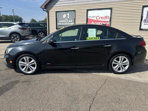 Used 2015 Chevrolet Cruze LTZ w/ Sun, Sound and Sport Package FWD image 10