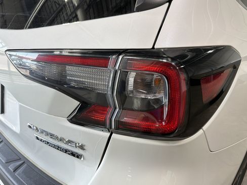 Certified 2023 Subaru Outback Touring XT AWD/4WD image 17