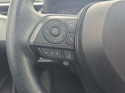 Used 2024 Toyota Corolla LE image 20