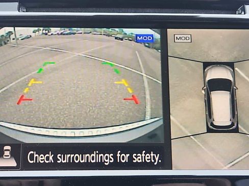 Used 2020 Nissan Rogue SV w/ Premium Package image 23