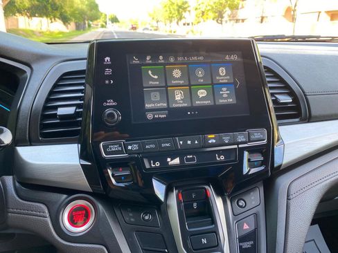 Used 2019 Honda Odyssey EX image 62