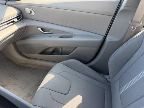 New 2026 Hyundai Elantra SE FWD image 14