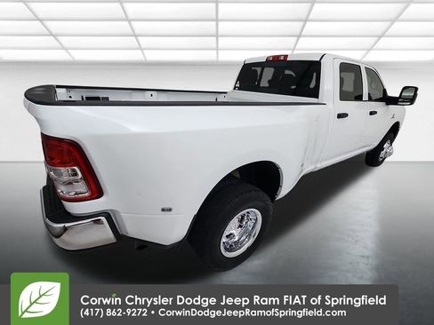 Used 2024 RAM 3500 Tradesman w/ Chrome Appearance Group image 8