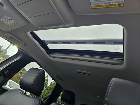 New 2026 MAZDA CX-90 Plug-In Hybrid w/ Preferred image 10