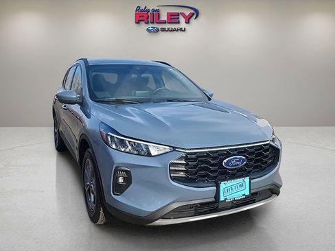 Used 2025 Ford Escape ST-Line Select image 7