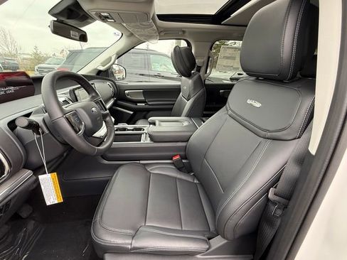 New 2026 Ford Expedition Max Platinum w/ Driver's Package image 11