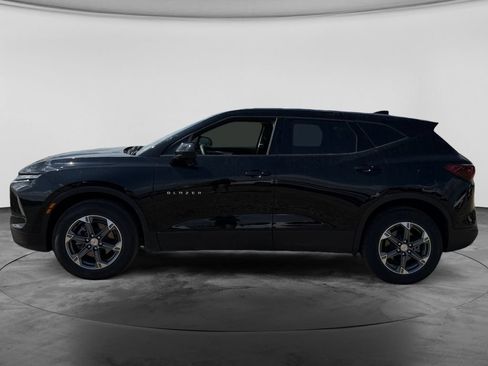 Used 2025 Chevrolet Blazer LT AWD/4WD image 5