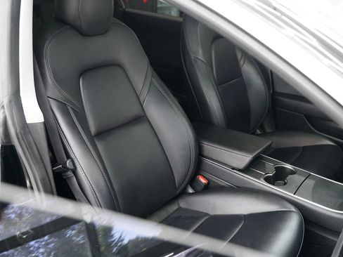 Used 2018 Tesla Model 3 Long Range AWD/4WD image 28