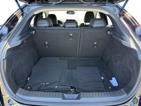 Used 2023 MAZDA CX-30 AWD 2.5 S w/ Select Package image 17