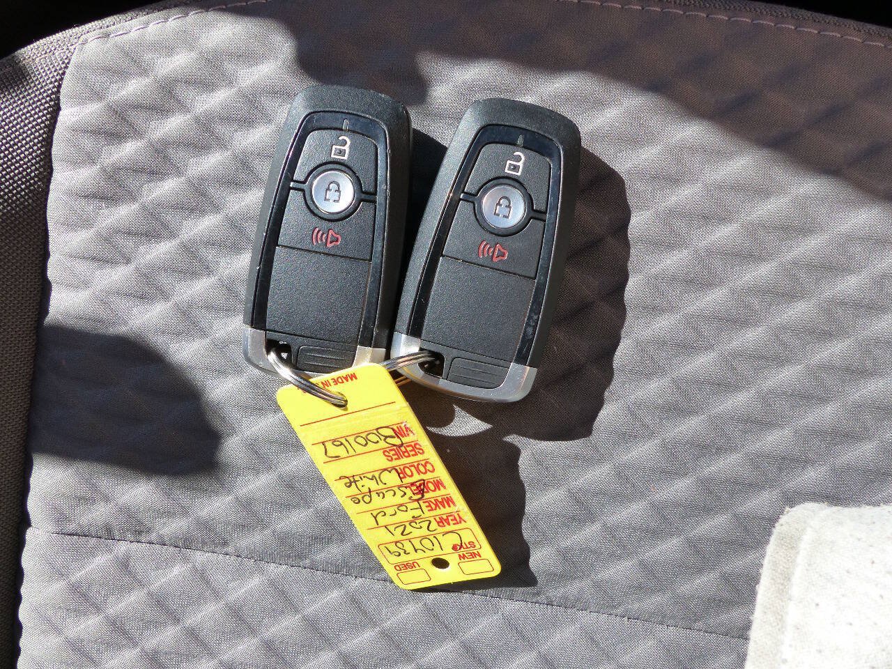 Used 2021 Ford Escape SE FWD image 45