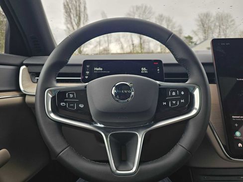 New 2026 Volvo EX90 Ultra image 25