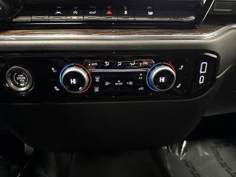 Used 2024 GMC Sierra 1500 Elevation image 19