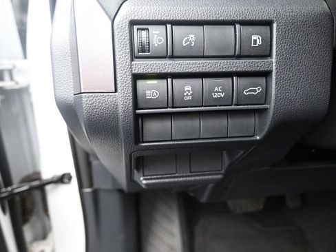Used 2026 Toyota 4Runner TRD Off-Road Premium AWD/4WD image 9