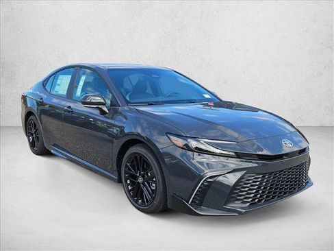 New 2026 Toyota Camry SE FWD image 6