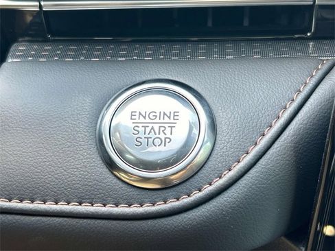 New 2025 Lincoln Nautilus Premier w/ Equipment Group 102A image 29